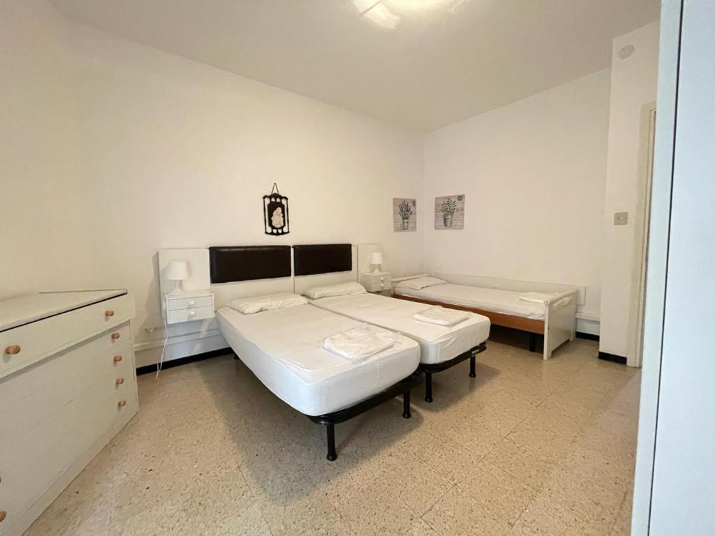 Residence Centro Commerciale - Walterigato Apartments Solo Per Famiglie Lido di Jesolo Bagian luar foto