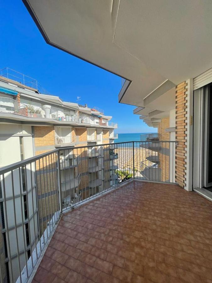 Residence Centro Commerciale - Walterigato Apartments Solo Per Famiglie Lido di Jesolo Bagian luar foto