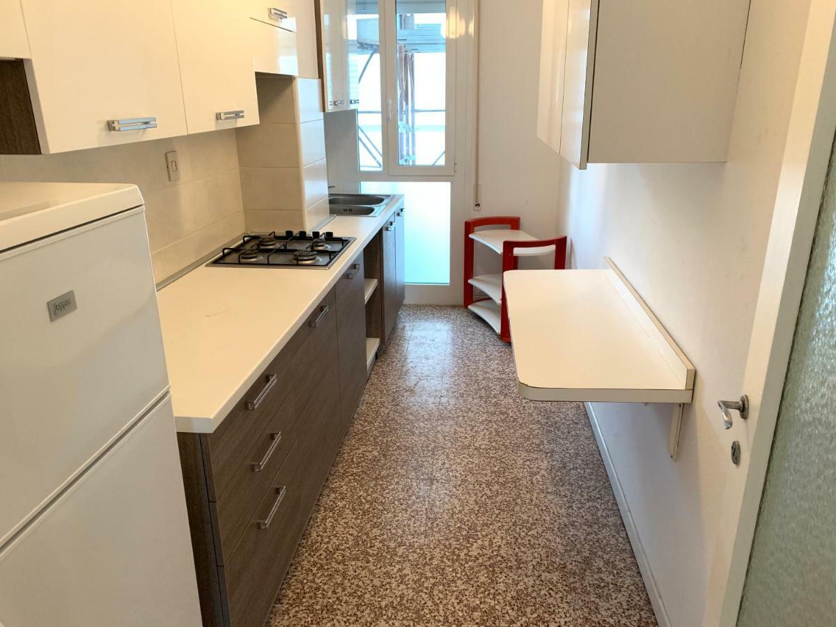 Residence Centro Commerciale - Walterigato Apartments Solo Per Famiglie Lido di Jesolo Bagian luar foto