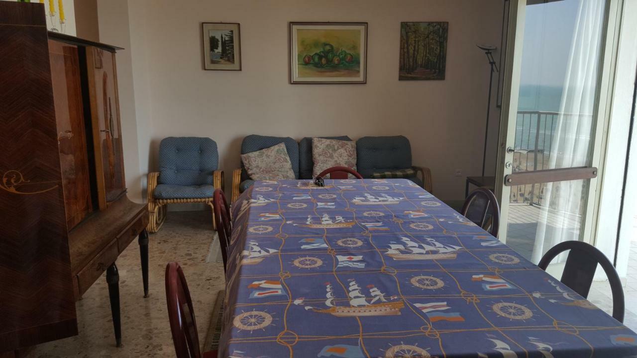 Residence Centro Commerciale - Walterigato Apartments Solo Per Famiglie Lido di Jesolo Bagian luar foto